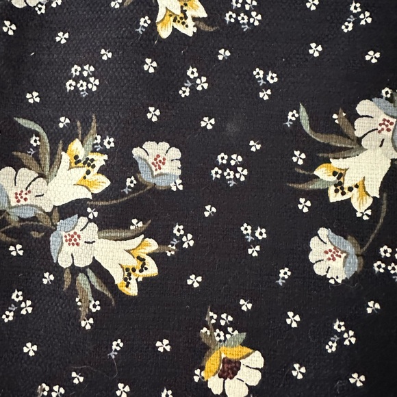 LOFT Black Mini Skirt with White and Yellow Floral Print size 8 - Picture 3 of 6